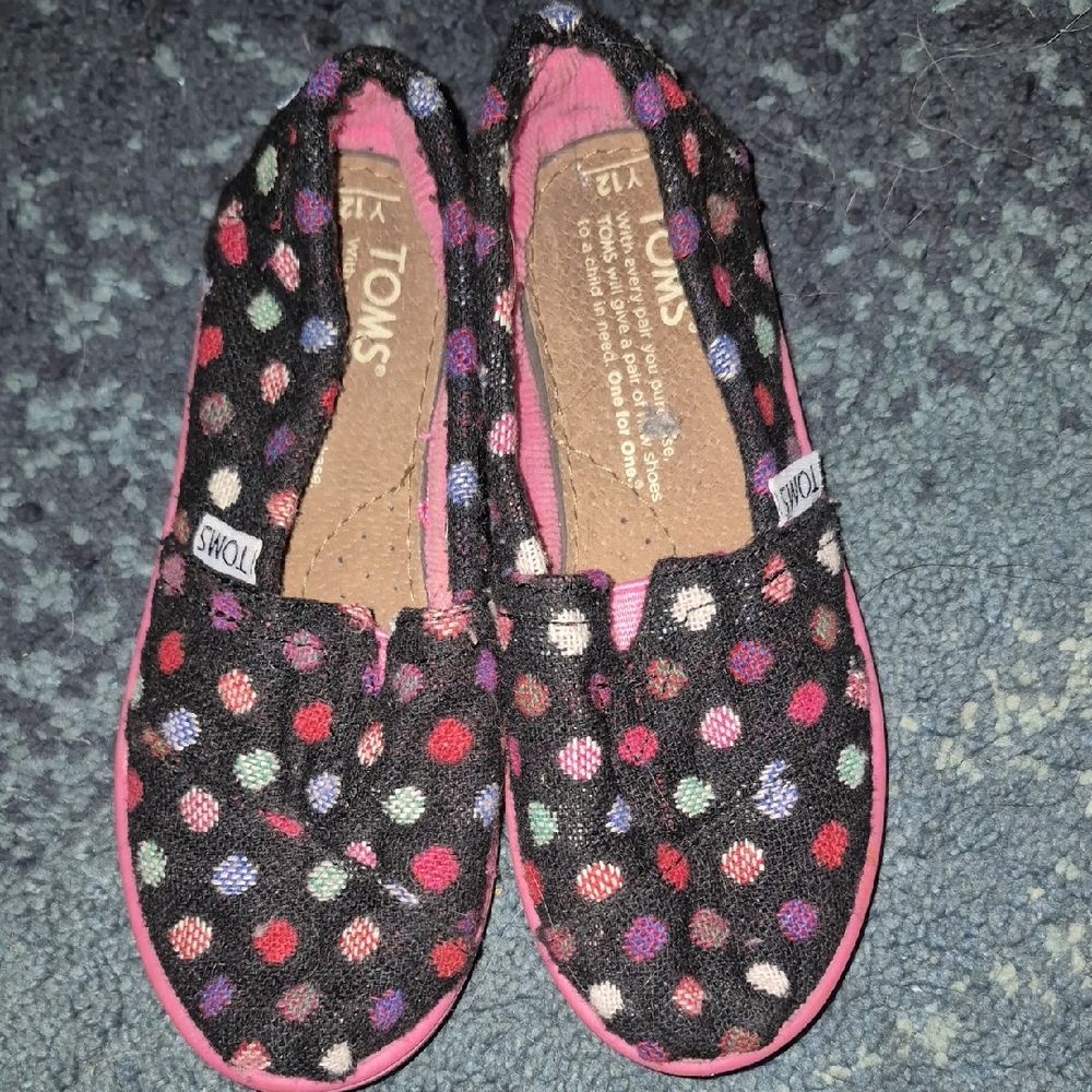 TOMS Kids Moccasins - Black with Colorful Dots Size Y12